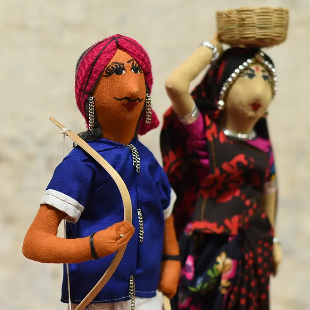 Buy Jhabua Handmade Fabric Doll (Bhil) - J