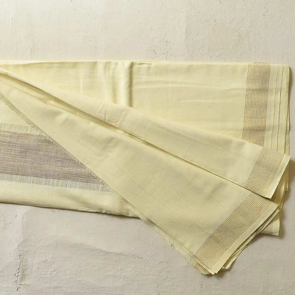 shop Handloom Cotton x Cotton Off White Dhoti Khes - Zari Border