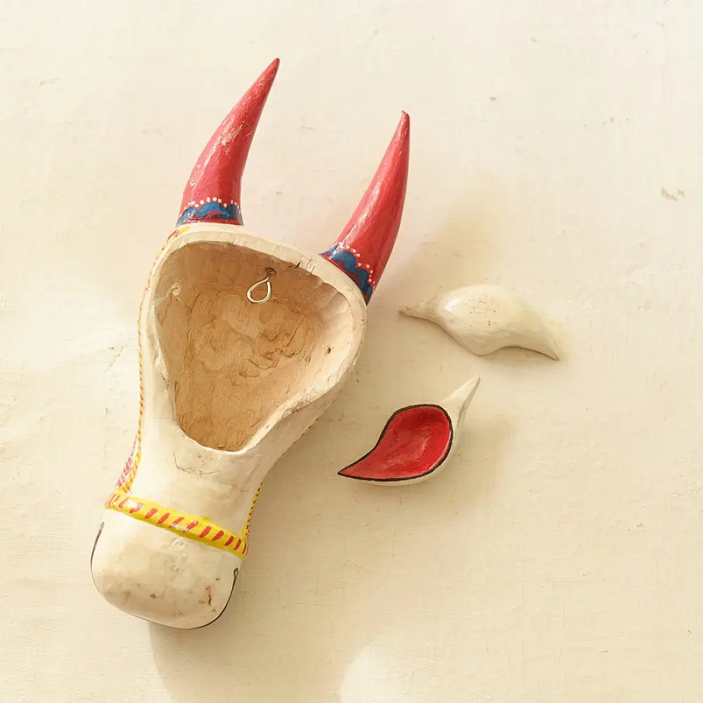 shop handmade wooden mask -  White Nandi