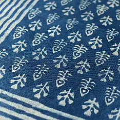 A finite infinity ❧ Indigo Dabu Block Printed Dhurrie ( 5 X 3 Feet )