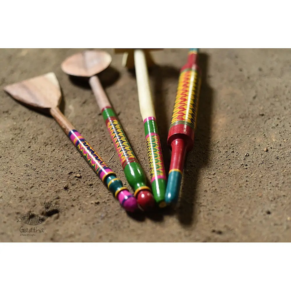 shop Handmade Wooden Utensils - Kutch Lacquer Ladles (Set of Four)