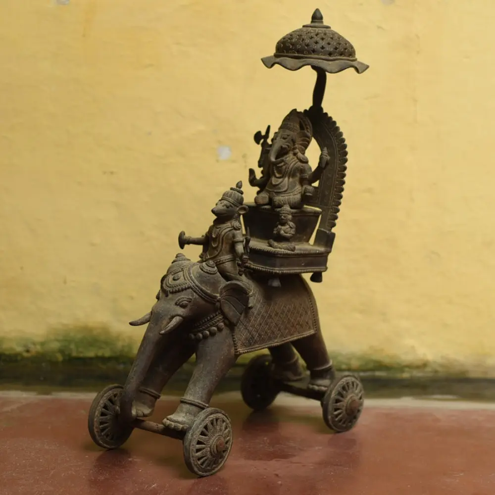 Shop Antique from Khajuraho Brass Ganesh Rath With Mushak & Gajraj