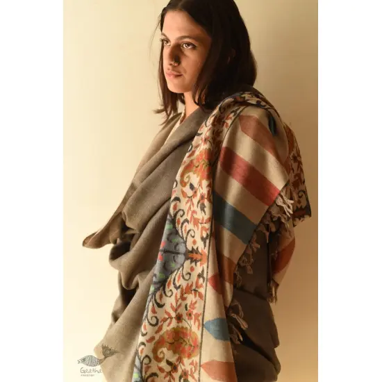 shop Kashmiri handwoven Pure Pashmina Kani Shawl