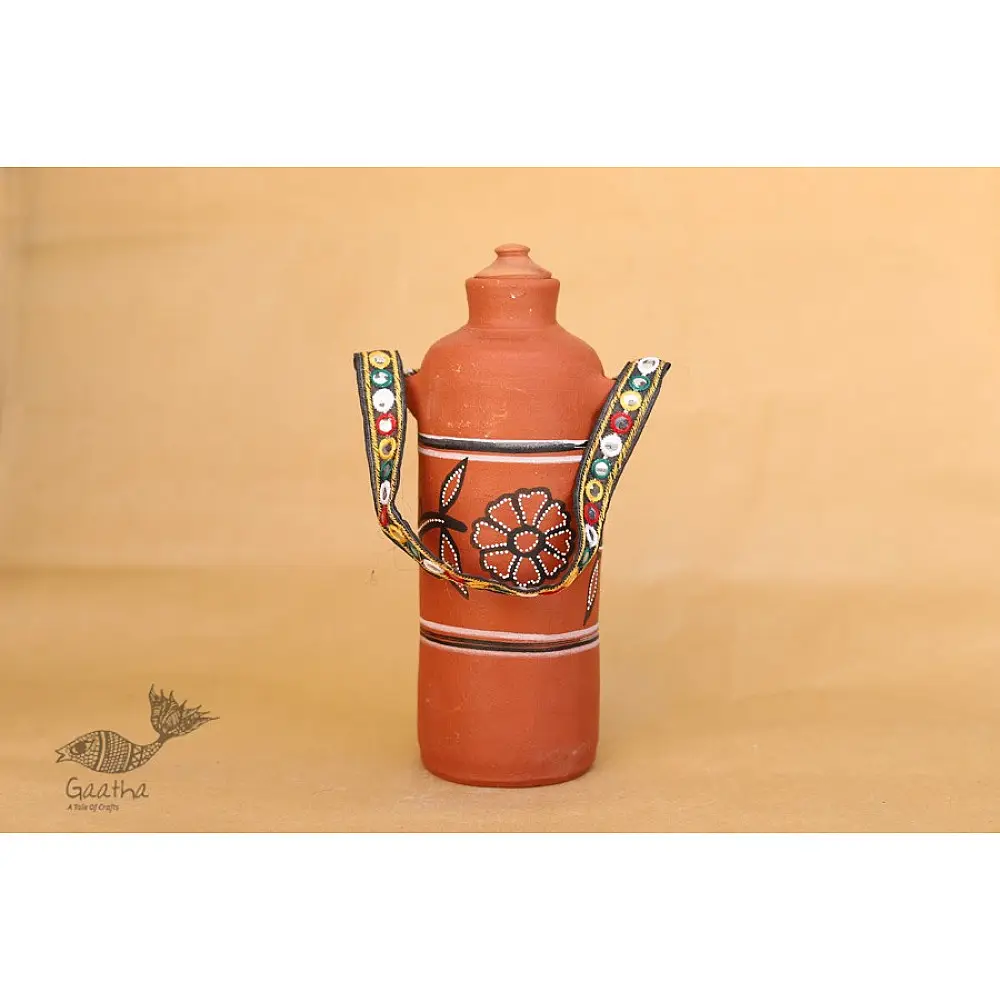 Maati Ka Kaam ● Water Bottle With Belt ● 9
