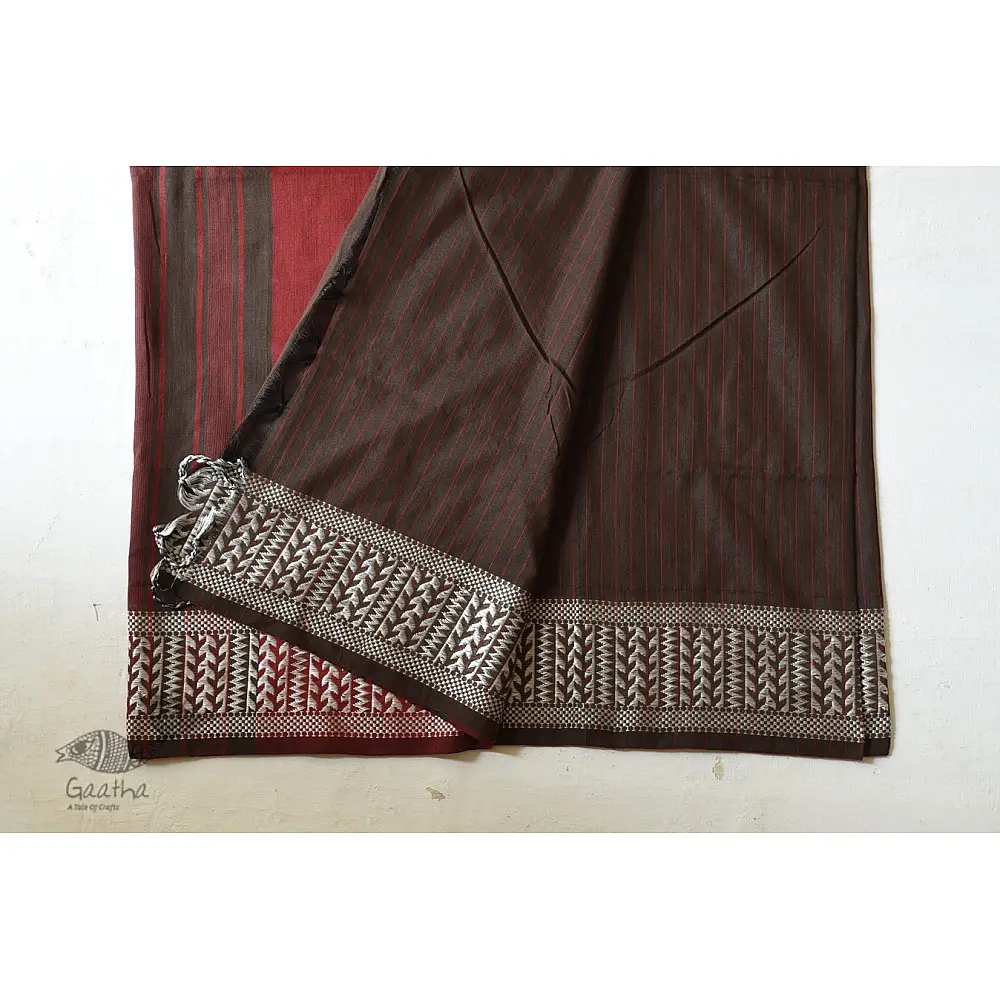Traditional Bengali cotton saree  Black With Maroon Pallu