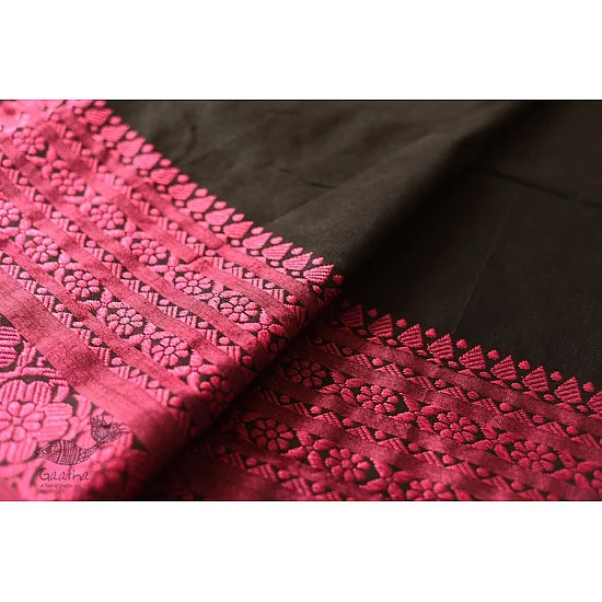 Traditional Bengali cotton sareeBlack Saree With Rani Pink Boder