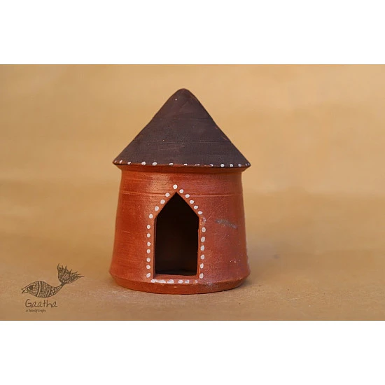 Maati Ka Kaam ● Clay Bird House ● 19