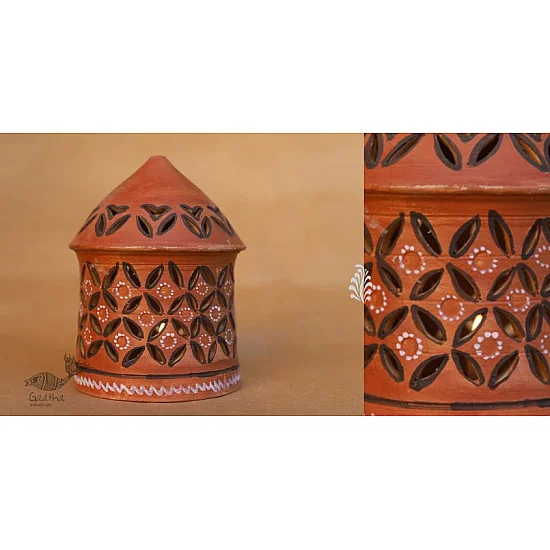 Maati Ka Kaam ● Huts Lamp ● 20