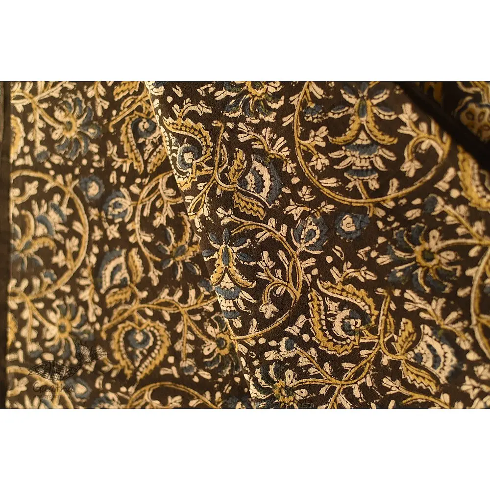 buy Natural Bagru Block Printed Bedsheet With Pillow Covers - 108" x 108"