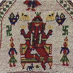  प्राचीन | Antique Bead Hanging - Ganesh ji Chakda (24 x 20 inch)