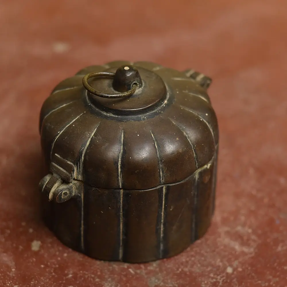 Shop Antique from Khajuraho Brass Paandan