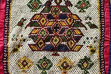  प्राचीन | Traditional Vintage Bead Hanging  (22 x 22 inch)