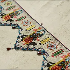  प्राचीन | Gujarati Vintage Bead Toran Devi  (8 x 40 inch)