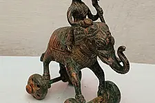 Antique Brass Elephant on wheel | Table Decor