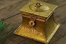Ahar ✽ Brass ~ Square Dabro ( 6.5" x 6.5 x 5.5" Storage Box ) 