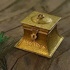 Ahar ✽ Brass ~ Square Dabro ( 6.5" x 6.5 x 5.5" Storage Box ) 