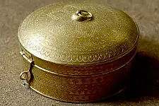Ahar |Handmade Brass ~ Spice box / Masaladan / Roti Box - 3