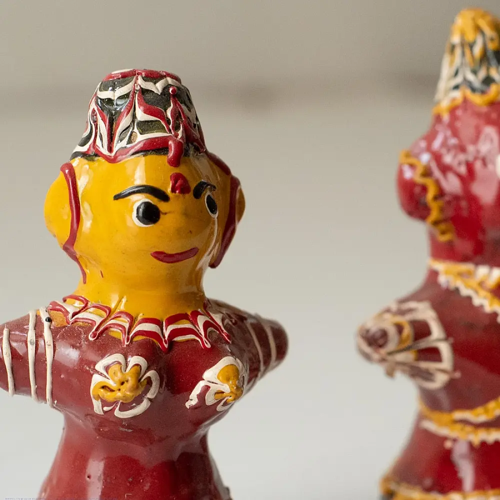 Shop Jau Kandhei - Lacquer Red Doll