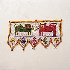 Prachin . प्राचीन  ❂ Old Wall Hanging - Toran Lion Motif