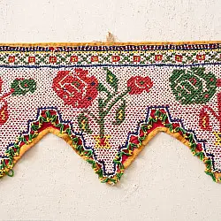 Prachin . प्राचीन  ❂ Old Wall Hanging - Rose Motif Toran (45")