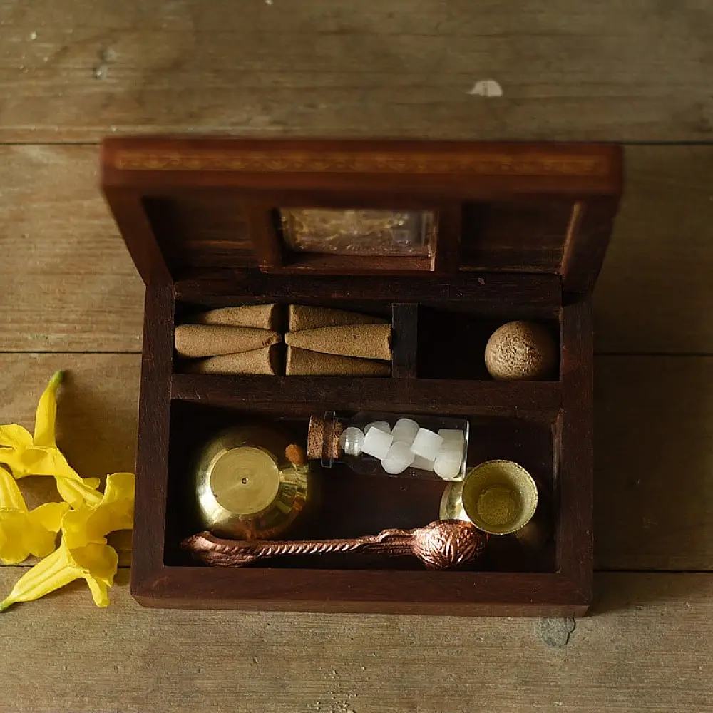 Handmade Devotional Travel Set (Ganesha )