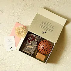 Mata ne Pachedi Gift Kit 