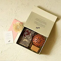 Mata ne Pachedi Gift Kit 