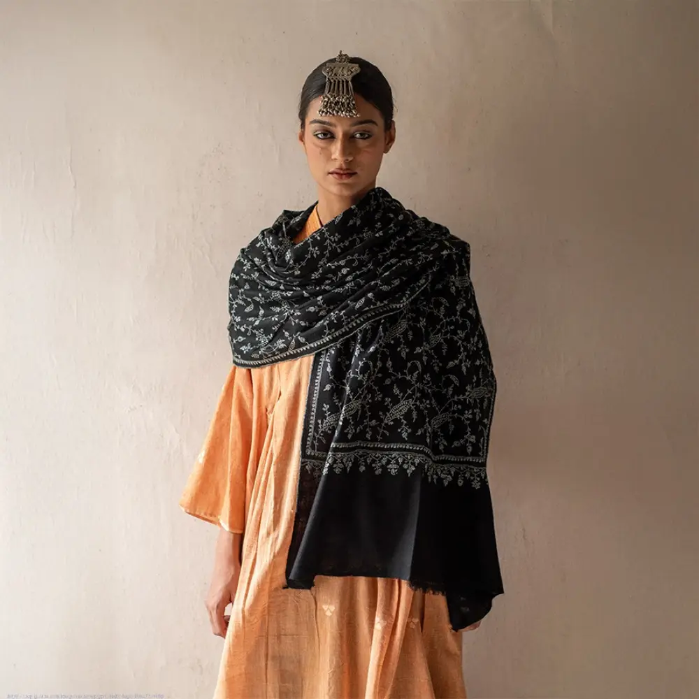 shop Pure Pashmina Sozni Embroidered Woolen Stole
