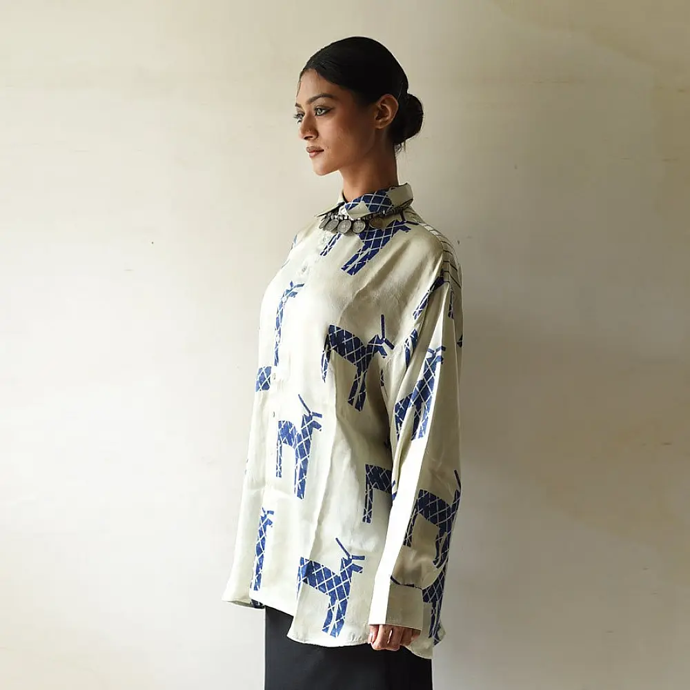 cream and indigo ajrakh cotton shirt bold deer animal motif block print hand block printed relaxed fit figurative shirt men women unisex sustainable fashion