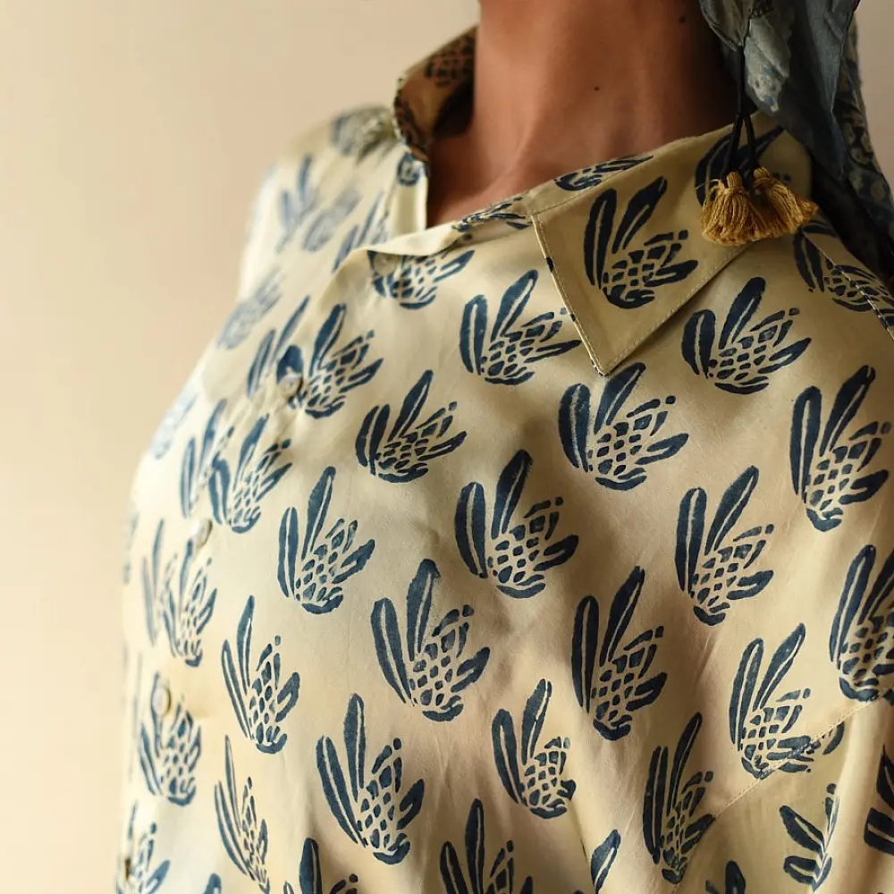 cream and indigo ajrakh cotton shirt floral bud buti block print hand block printed relaxed fit artisanal shirt men women unisex sustainable fashion