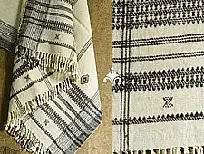 Salt Deserts of Kutch | Kutchi Bhujodi Hand-spun Raw Woollen Shawl - Cream Colour