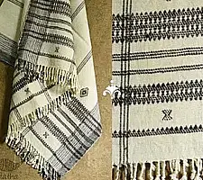 Salt Deserts of Kutch | Kutchi Bhujodi Hand-spun Raw Woollen Shawl - Cream