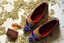 Petal & Sole| Handmade Embroidery Brown Shoe