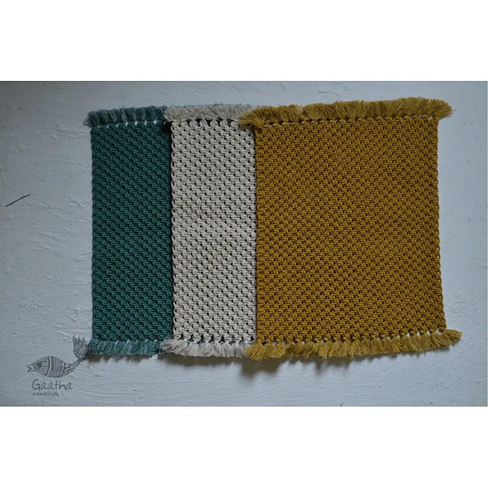 Hand knotted Classic Placemat 