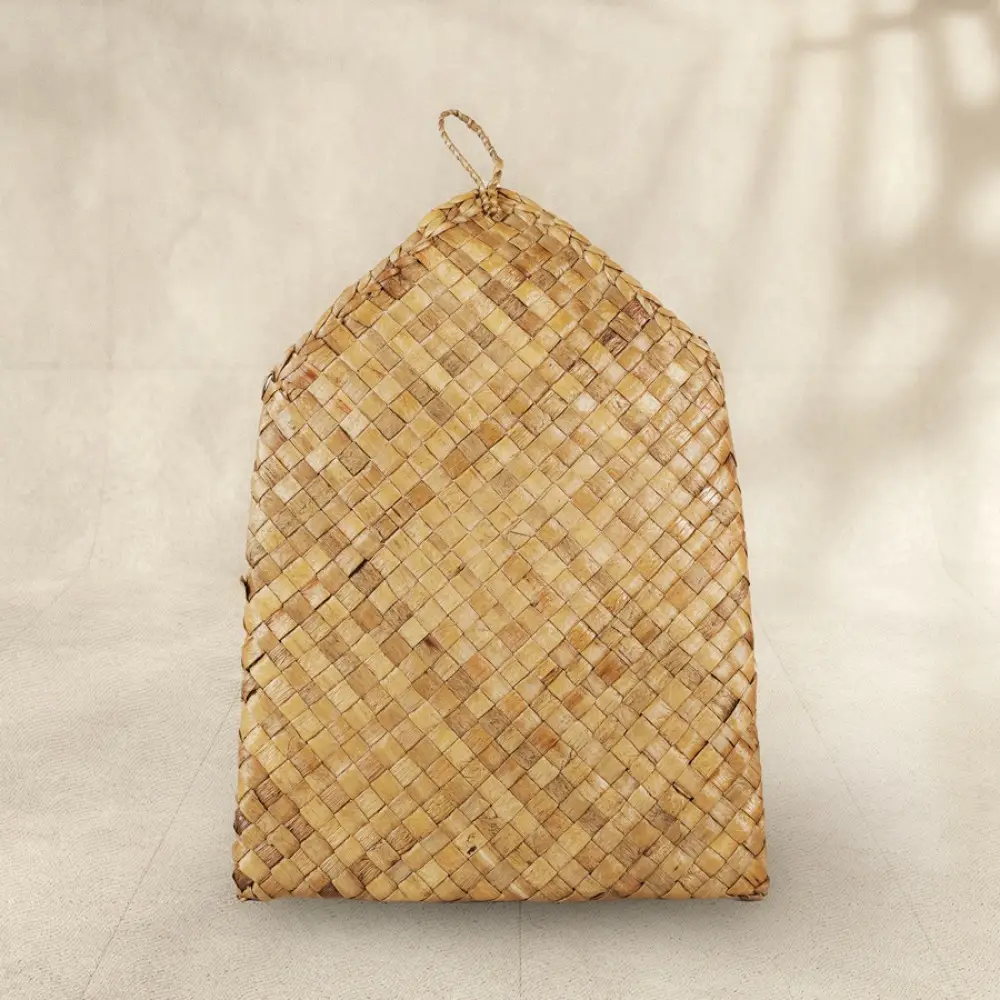 Roots & Reeds | Handcrafted ~ Water Hyacinth Meteka Magazine Holder