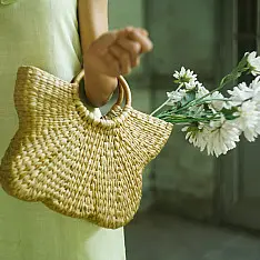 Roots & Reeds | Handcrafted Water Reed ~ Handbag - The Ringlet
