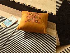Sulochana ~ Woolen Durrie ( 4' X 6' ) ~ Black & Off White