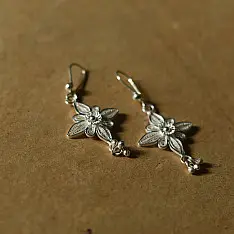 Shashi | Filigree Silver Earring - Flower
