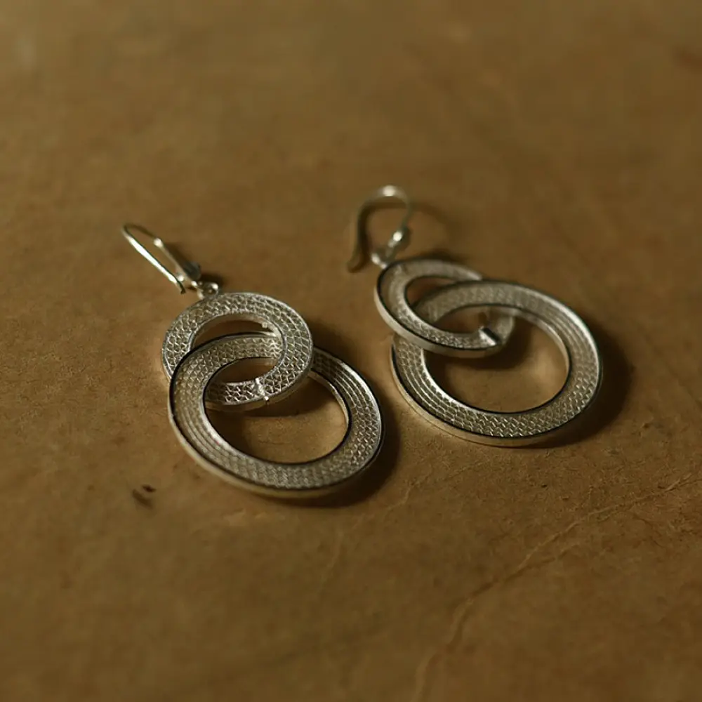 Shop Handcrafted Silver Earring - Overlap Round Rings 