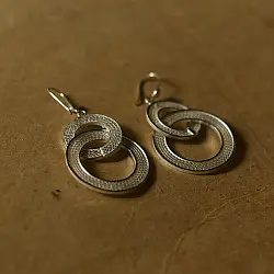 Shashi | Filigree Silver Earring - Overlap Round Rings