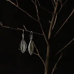 Shashi | Filigree Silver Earrings - Leaf Shape