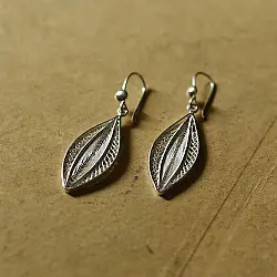 Shashi | Filigree Silver Earrings - Leaf Shape