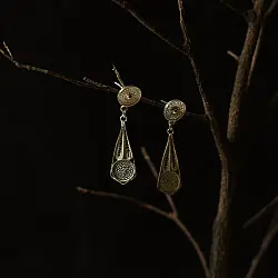 Shashi |  Handmade Filigree Silver Earring