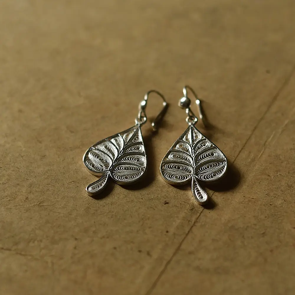 Shop Handcrafted Filigree Silver Earring - Paan