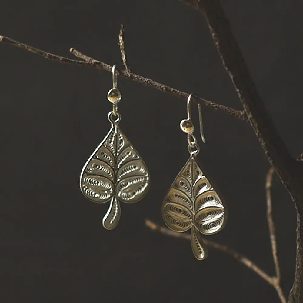 Shop Handcrafted Filigree Silver Earring - Paan