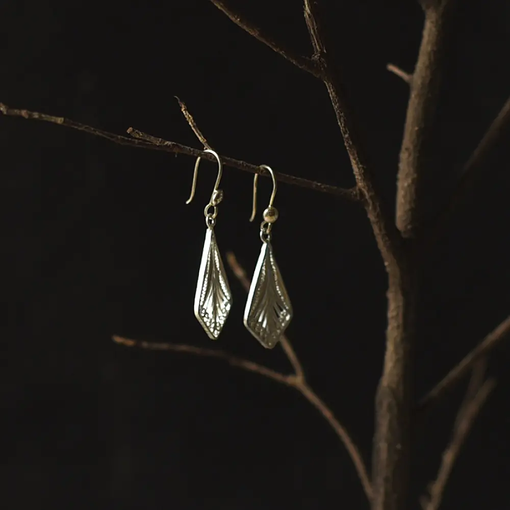Shop Filigree Silver Earring - Diamond