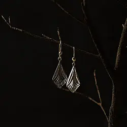 Shashi | Filigree Silver Earring - Diamond