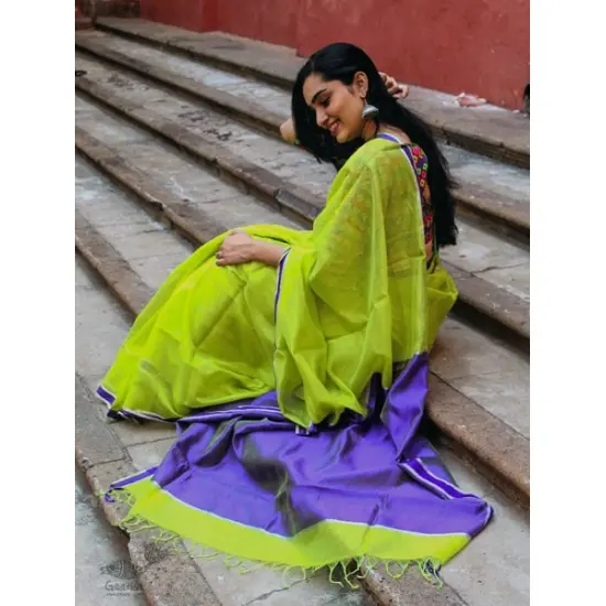 Silk cotton handloom saree - Parrot Green