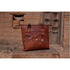 Tunes From the Duens ⌘  Leather Handbag With Jatt Embroidery ⌘ 2