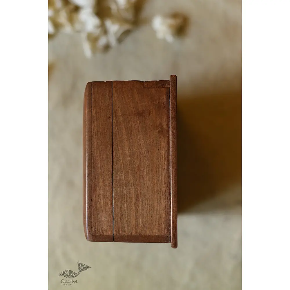 online Gulab  ~ Walnut wood box